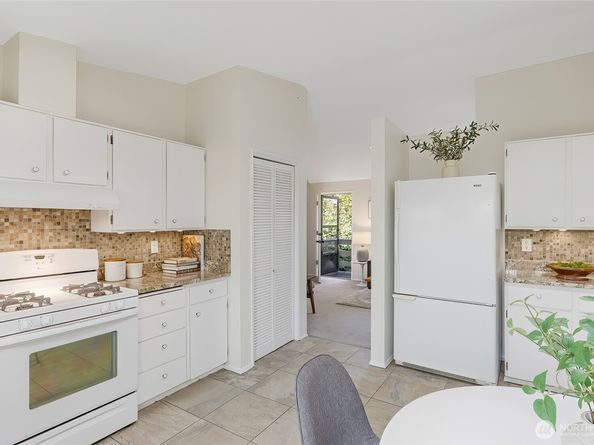 2203 NE 177th Street, Shoreline WA 98155