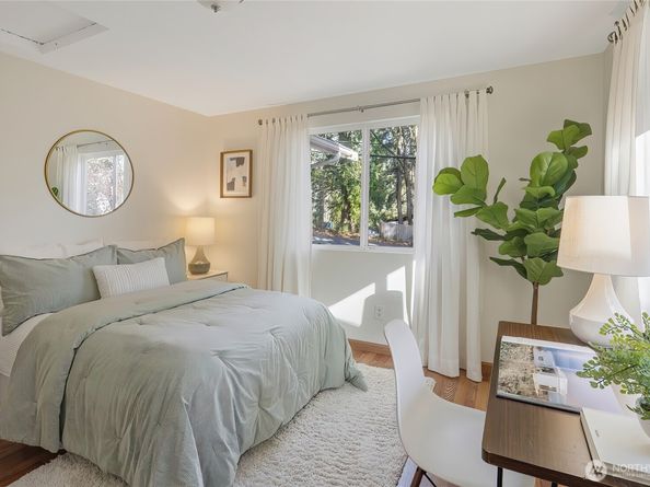 2203 NE 177th Street, Shoreline WA 98155