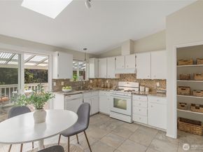 2203 NE 177th Street, Shoreline WA 98155