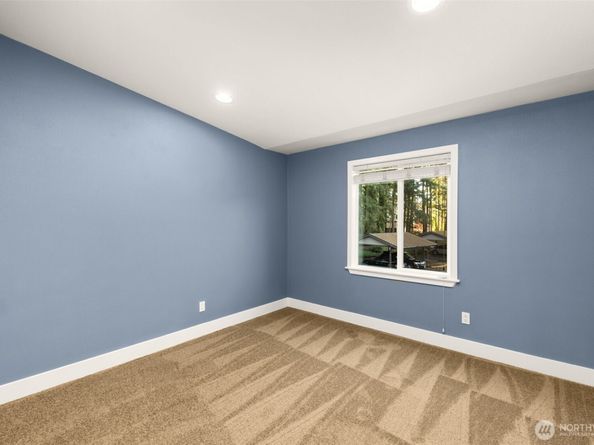 21307 48th Avenue W C313, Mountlake Terrace WA 98043