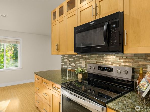 21307 48th Avenue W C313, Mountlake Terrace WA 98043