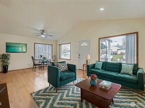 8435 46th ave S, Seattle WA 98118