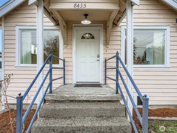 8435 46th ave S, Seattle WA 98118