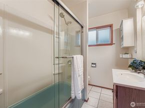 8435 46th ave S, Seattle WA 98118