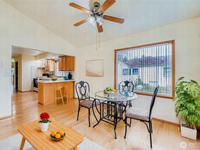 8435 46th ave S, Seattle WA 98118