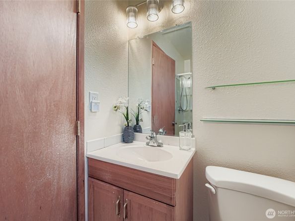 8435 46th ave S, Seattle WA 98118