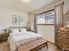 8435 46th ave S, Seattle WA 98118