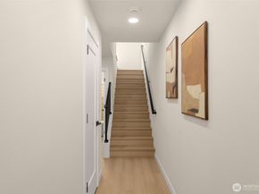 1014 B NE 70th Street, Seattle WA 98115