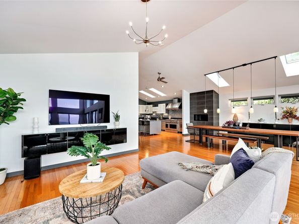 41469 Foulweather Bluff Road NE, Hansville WA 98340