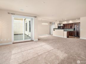 11004 NE 11th Street 606, Bellevue WA 98004