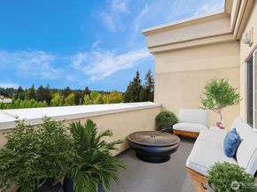 11004 NE 11th Street 606, Bellevue WA 98004