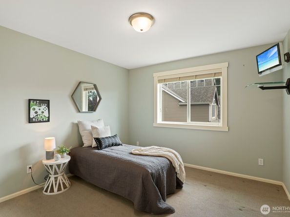 27 148th Place SW, Lynnwood WA 98087