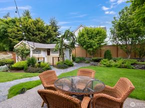 27 148th Place SW, Lynnwood WA 98087