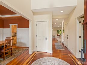 27 148th Place SW, Lynnwood WA 98087