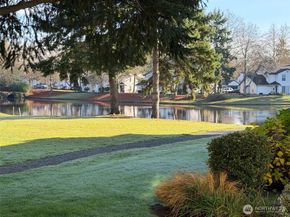 23512 55 Avenue S 16, Kent WA 98032