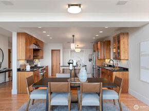 225 Ward Street, Seattle WA 98109