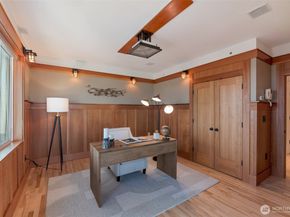 225 Ward Street, Seattle WA 98109