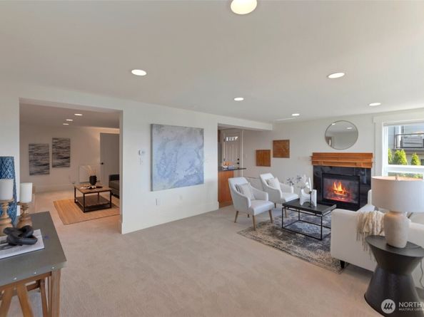 225 Ward Street, Seattle WA 98109