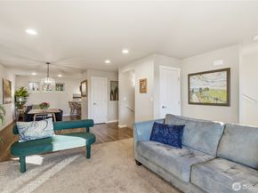 1776 Bungalow Way NE, Poulsbo WA 98370