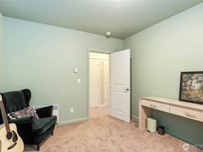 1776 Bungalow Way NE, Poulsbo WA 98370