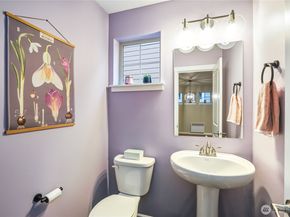 1776 Bungalow Way NE, Poulsbo WA 98370