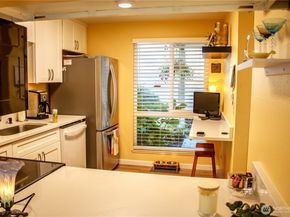 1611 102nd Place NE C1, Bellevue WA 98004