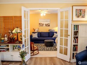 1611 102nd Place NE C1, Bellevue WA 98004