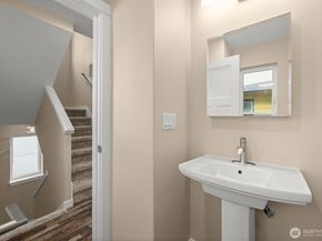 6423 Ellis Avenue S, Seattle WA 98108