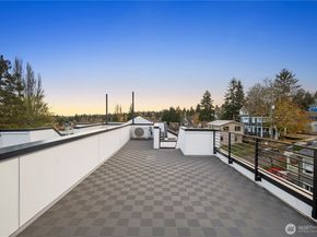 528 B N 72nd Street, Seattle WA 98103