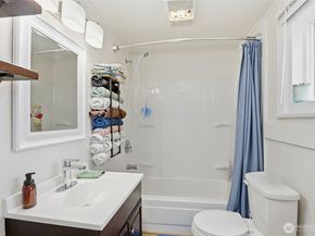 1401 Sidney Avenue, Port Orchard WA 98366