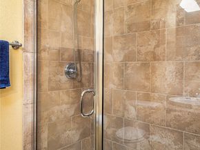 2400 W Boston Street, Seattle WA 98199