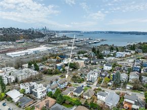 2400 W Boston Street, Seattle WA 98199