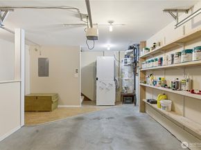 2400 W Boston Street, Seattle WA 98199