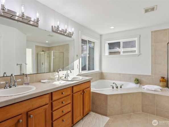 15617 3rd Drive SE, Mill Creek WA 98012