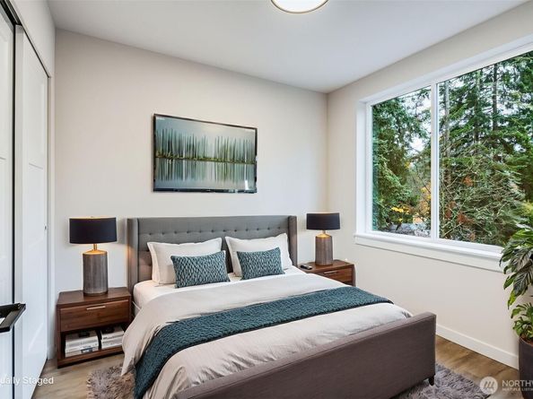 12531 25th Avenue NE Unit B, Seattle WA 98125
