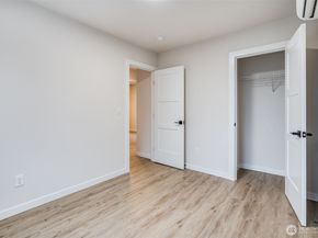 12531 25th Avenue NE Unit B, Seattle WA 98125