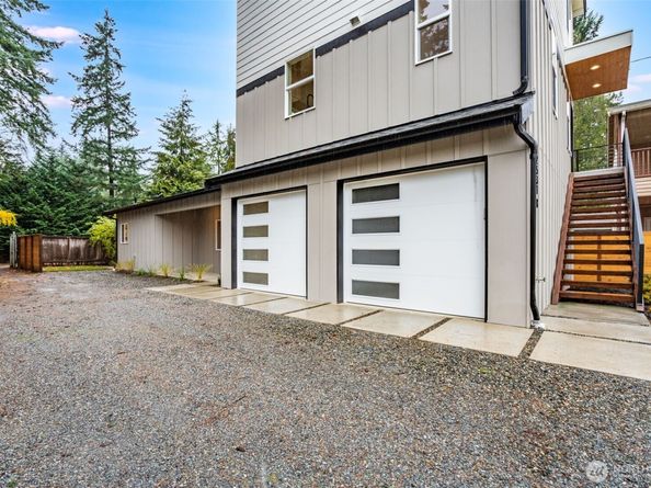 12531 25th Avenue NE Unit B, Seattle WA 98125