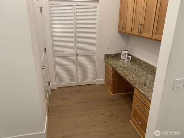 375 Kirkland Avenue 145, Kirkland WA 98033