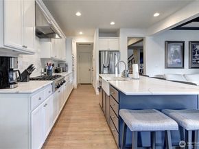 6617 Sword Fern Avenue SE, Snoqualmie WA 98065