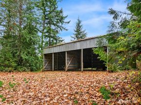 34031 Bonnieview Lane NE, Kingston WA 98346