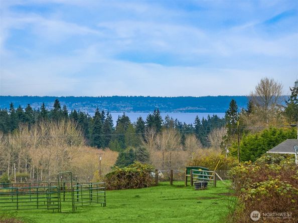 34031 Bonnieview Lane NE, Kingston WA 98346