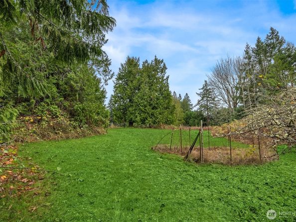 34031 Bonnieview Lane NE, Kingston WA 98346