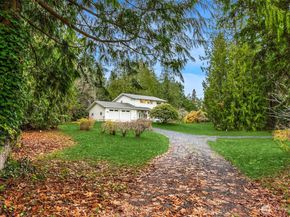 34031 Bonnieview Lane NE, Kingston WA 98346