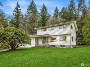 34031 Bonnieview Lane NE, Kingston WA 98346