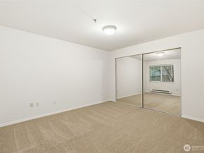 11527 Hwy 99 C106, Everett WA 98204