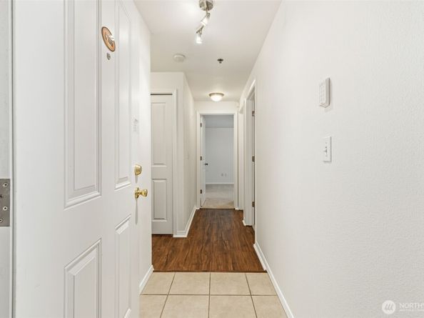 11527 Hwy 99 C106, Everett WA 98204