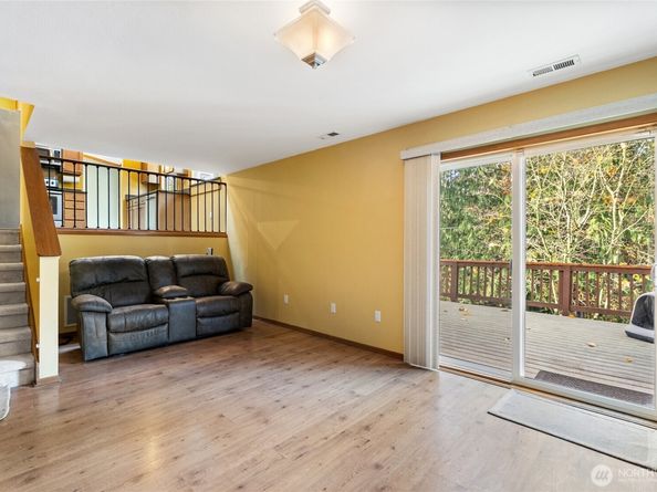 1824 89th Drive SE, Lake Stevens WA 98258