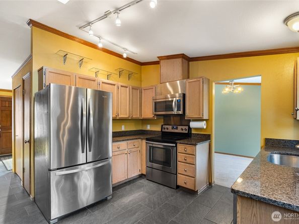 1824 89th Drive SE, Lake Stevens WA 98258