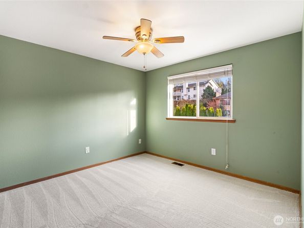 1824 89th Drive SE, Lake Stevens WA 98258