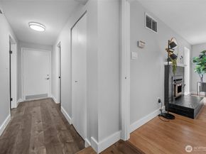 8211 Mukilteo Speedway, Mukilteo WA 98275